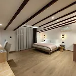 Meteora Gold And Glass Loft * Kalambaka