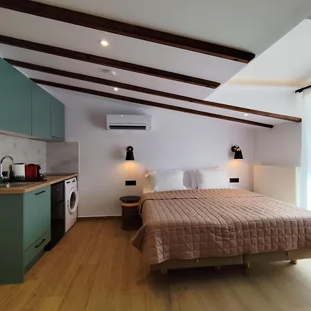 Meteora Gold And Glass Loft Appartement Kalambaka