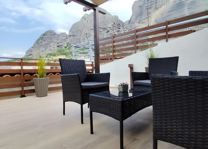 Meteora Gold And Glass Loft Kalambaka